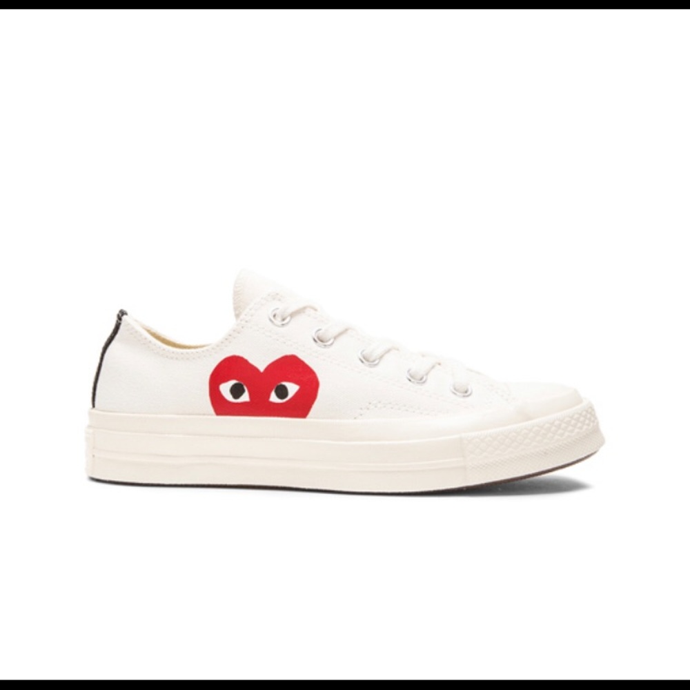 White low top Comme des garçons converse play